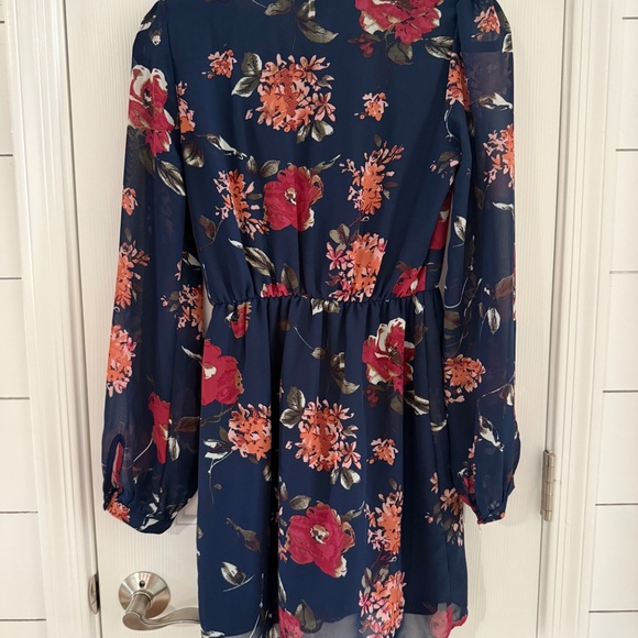 Long sleeve Navy Floral Dress - Picture 3 of 4